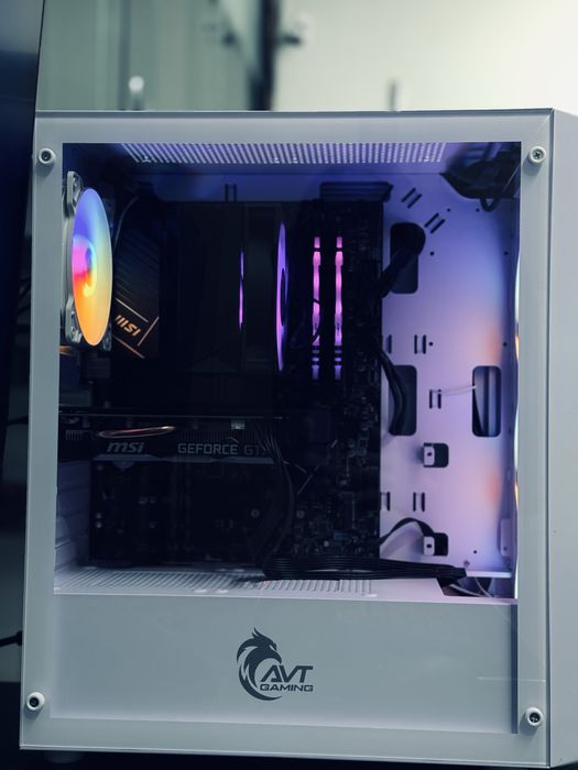 Игровой ПК : Стилнный контраст  Core i5 14 Gen