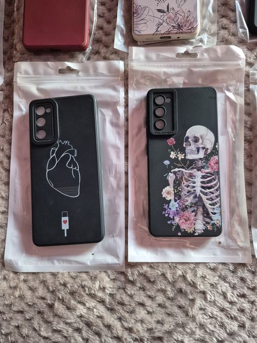 Продавам калъфи за Samsung Galaxy S20 FE