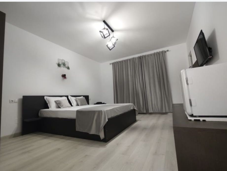Camere  de lux cu bai proprii in regim hotelier