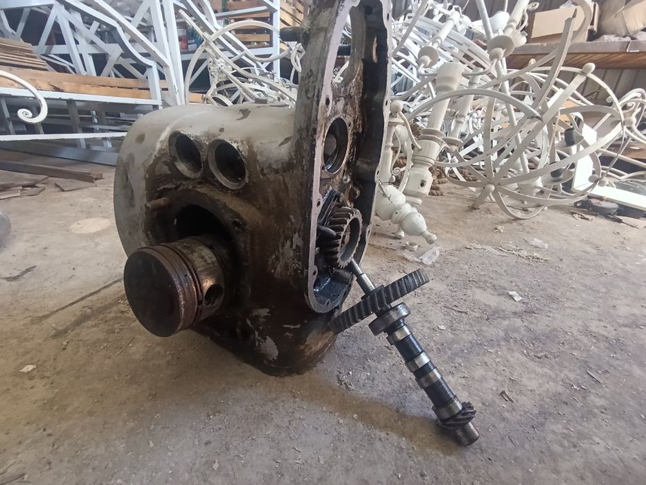 Запчасти на Мотоцикл Урал