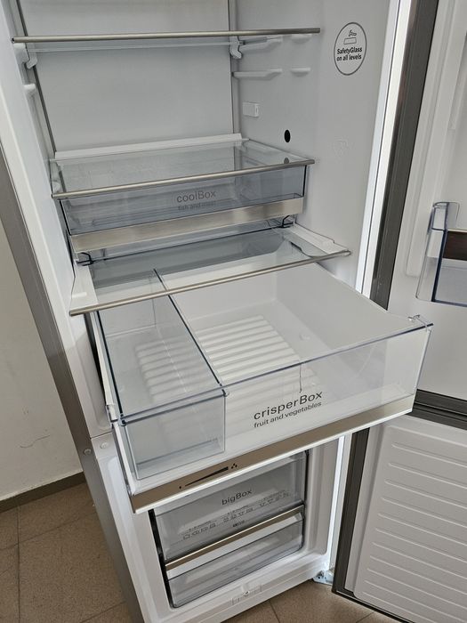 Хладилник с фризер SIEMENS