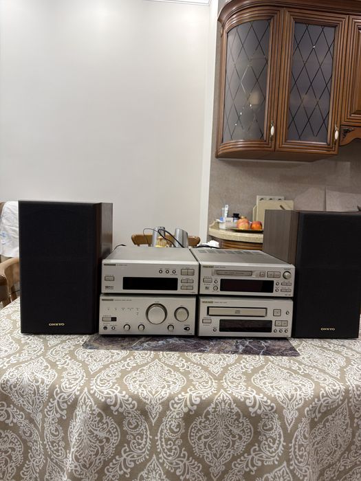 ONKYO муз центр