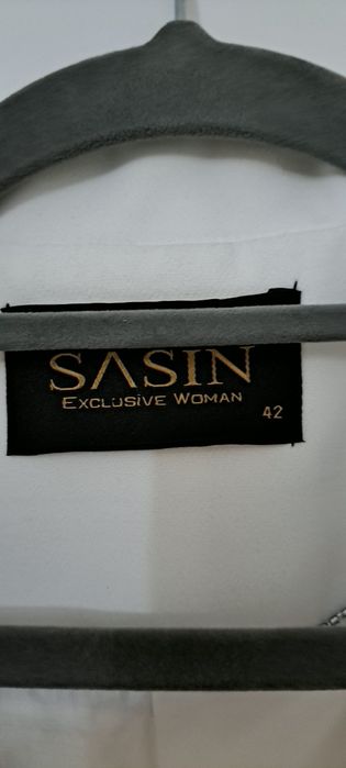 Пиджак женский белый