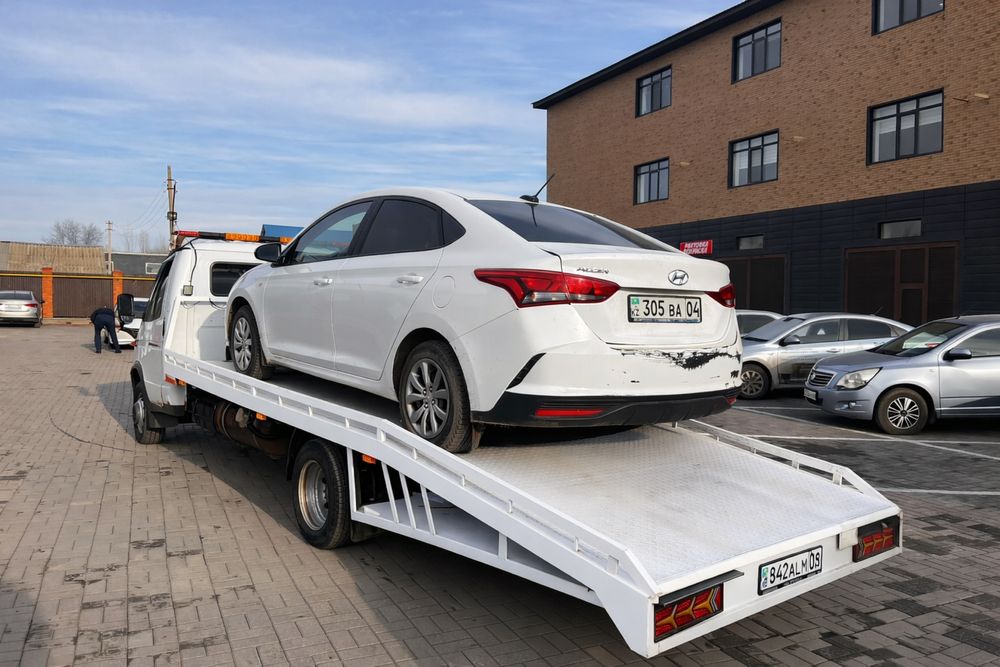 Эвакуатор 24/7  услуги