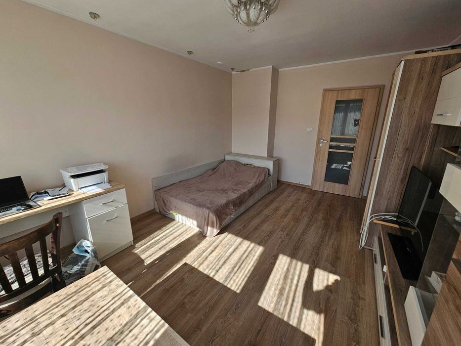 Тристаен апартамент