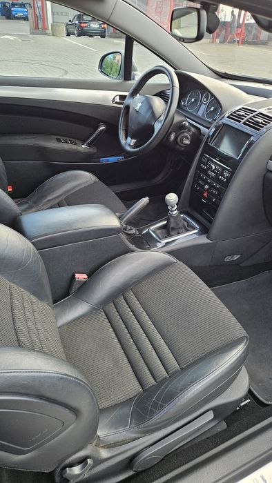 Peugeot 407 coupe