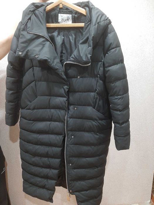 Пуховик женский.