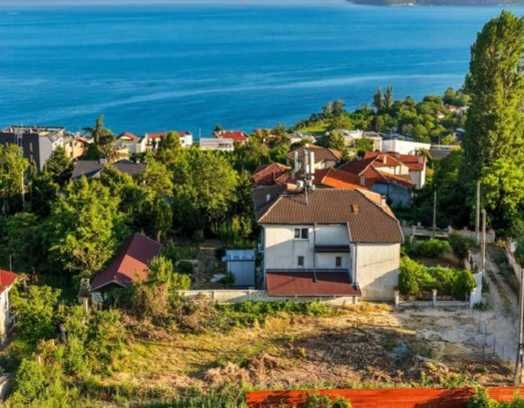 Продавам парцел в местност Бриз