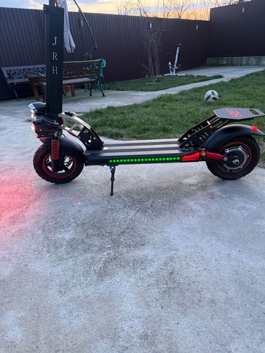Trotinetă electrică JRH Viteza maxima 30-45km/h, Autonomie 50Km,