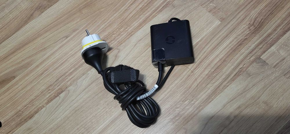 HP 65W  Incarcator USB C 5v-3A,9V-3A-12V-5A,15V-4.33A,20V-3.25A