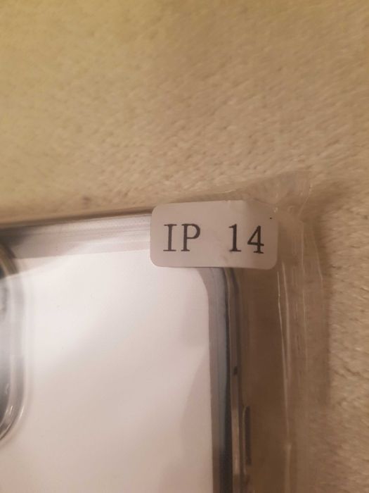 Калъфи за iPhone 14
