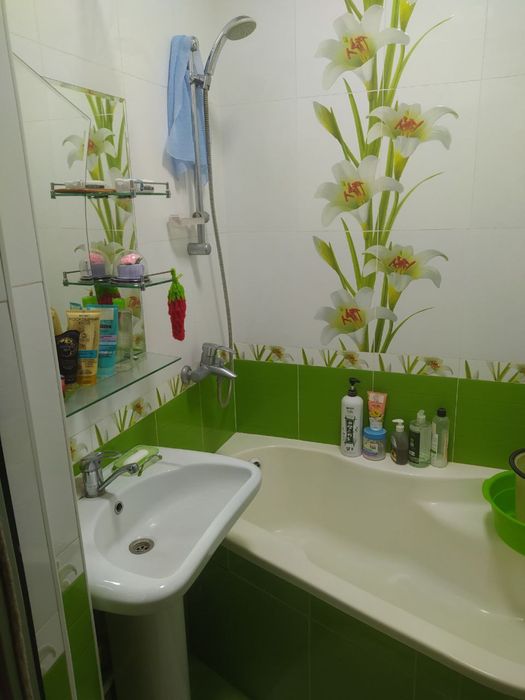 Сдается комната, желательно девушка