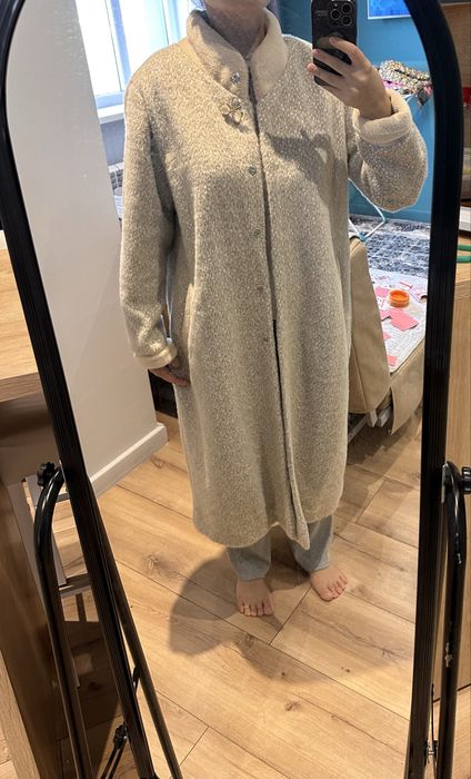 Продам пальто из альпаки