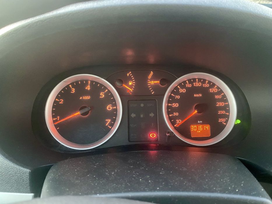 Renault Symbol / 3300 lei / Acte la zi