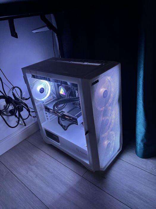 Vand sistem PC complet cu monitor 165Hz