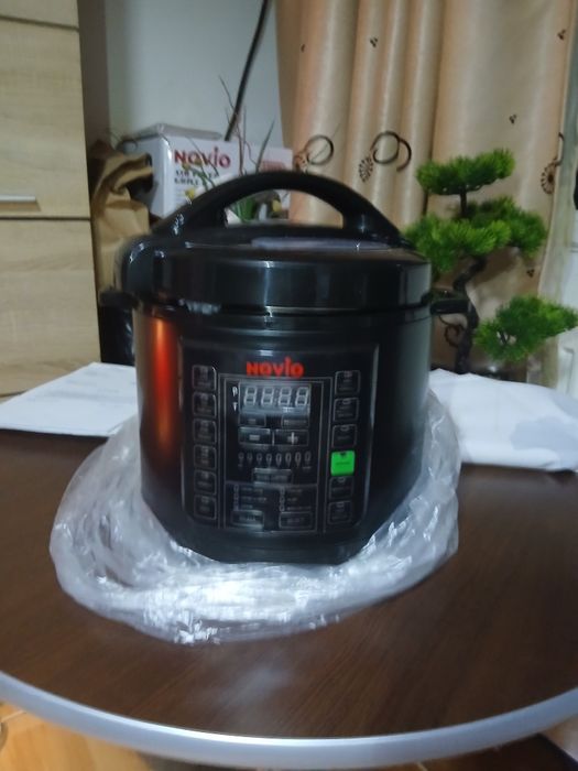 Vand Multicooker Novio