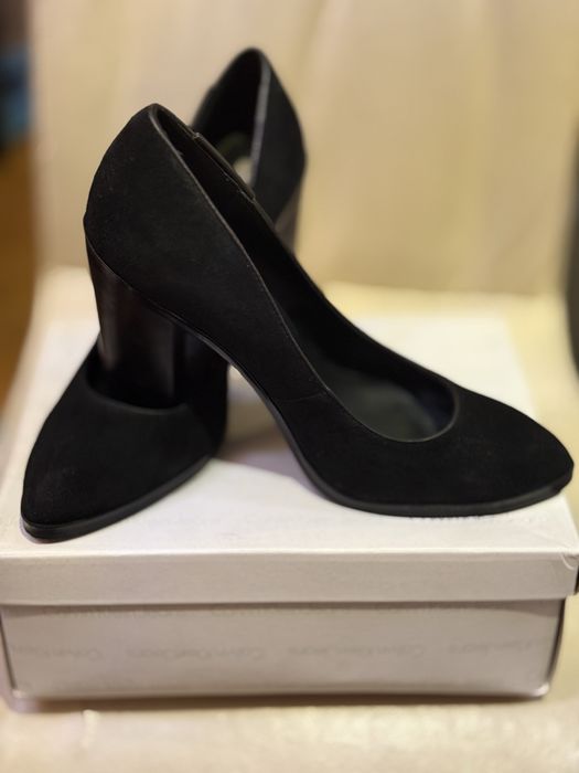 Calvin Klein обувки 39 номер