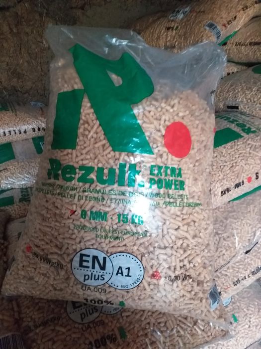 Peleti Hs Timber pu centrale.