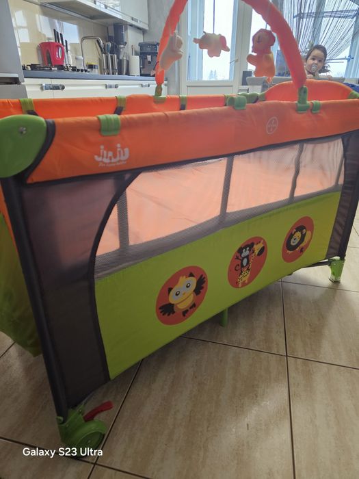 Patut cu 2 nivele Juju Sleepy Baby, Verde/Portocaliu