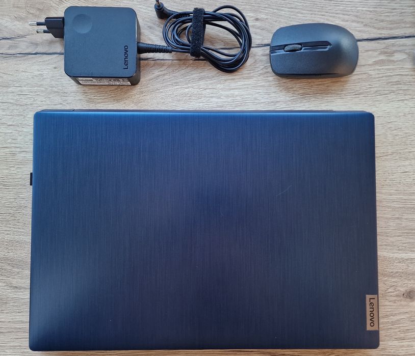 Laptop Lenovo IdeaPad3