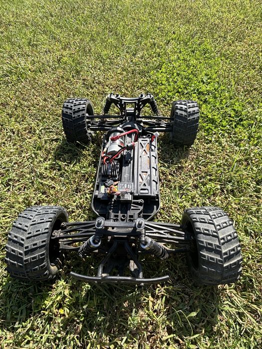 Himoto Bowie RC количка 4x4 – отлично състояние