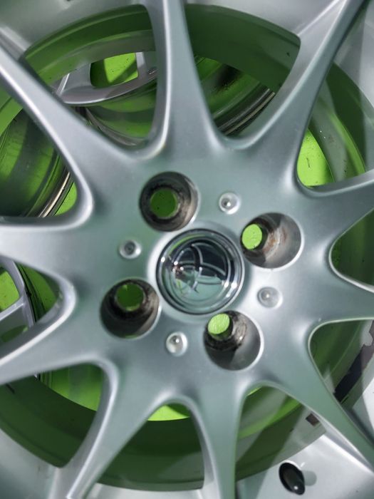 16 4x100 Toyota лети джанти 4х100 тойота