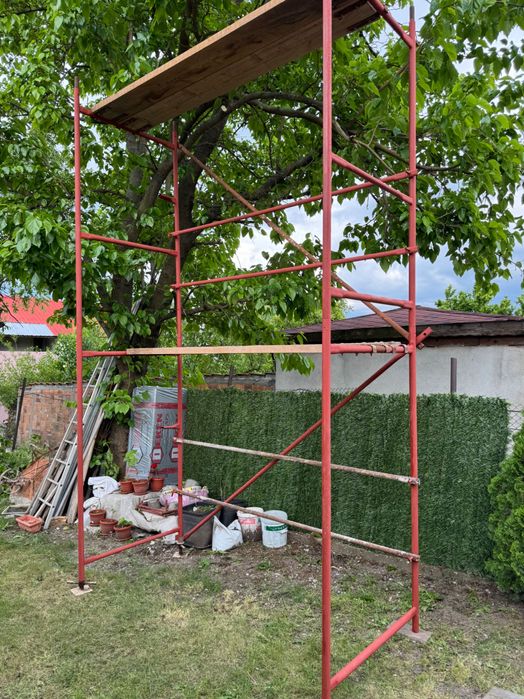 Продавам рамково скеле