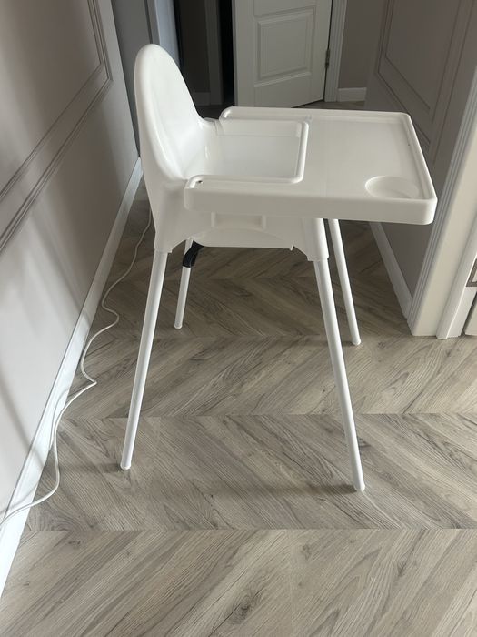 Детский столик доя кормления