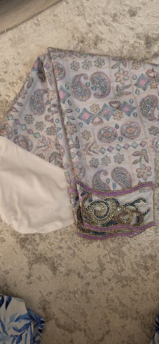 Yangi Ko'ylak-lozim sotiladi