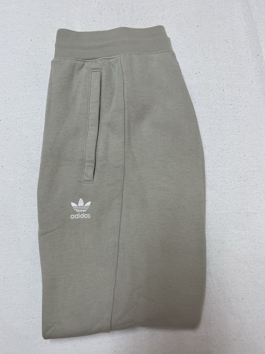Adidas суитчър и панталон