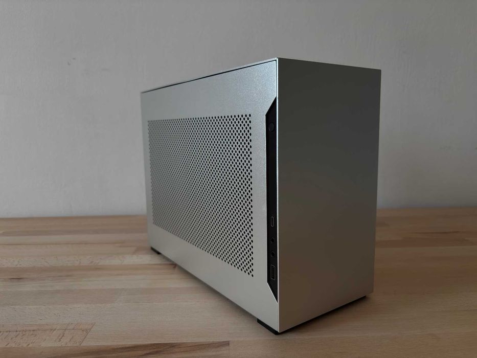PC Gaming ITX AMD 7600X 32Gb RAM Nvidia 3080ti