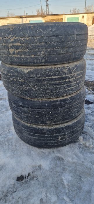 Продам шины комплект летних