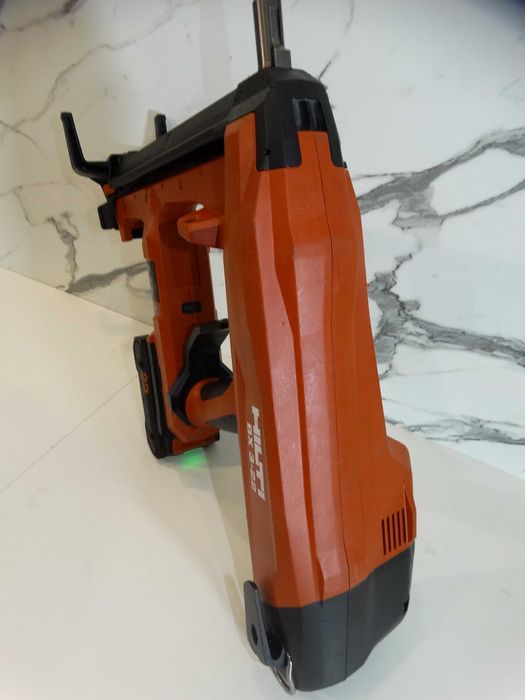 Hilti BX 3 L 22 - Уред за директен монтаж