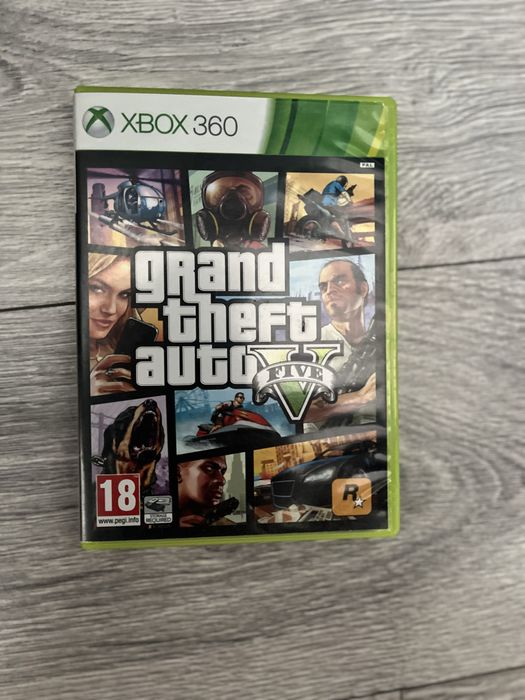 Vând GTA5 xbox 360