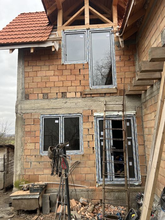 Vand geamuri si usi termopan, reparatii, montaje