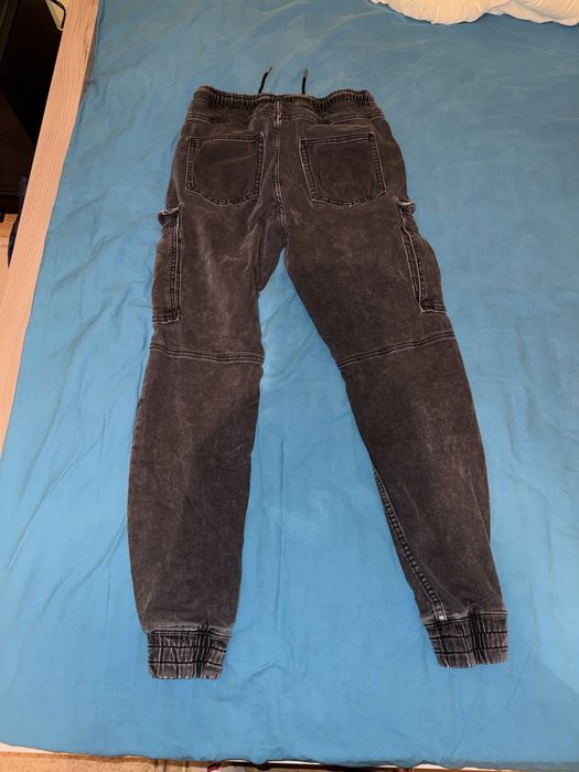 Sinsay номерация 30 1% еластам 18% полиестер 81% памук