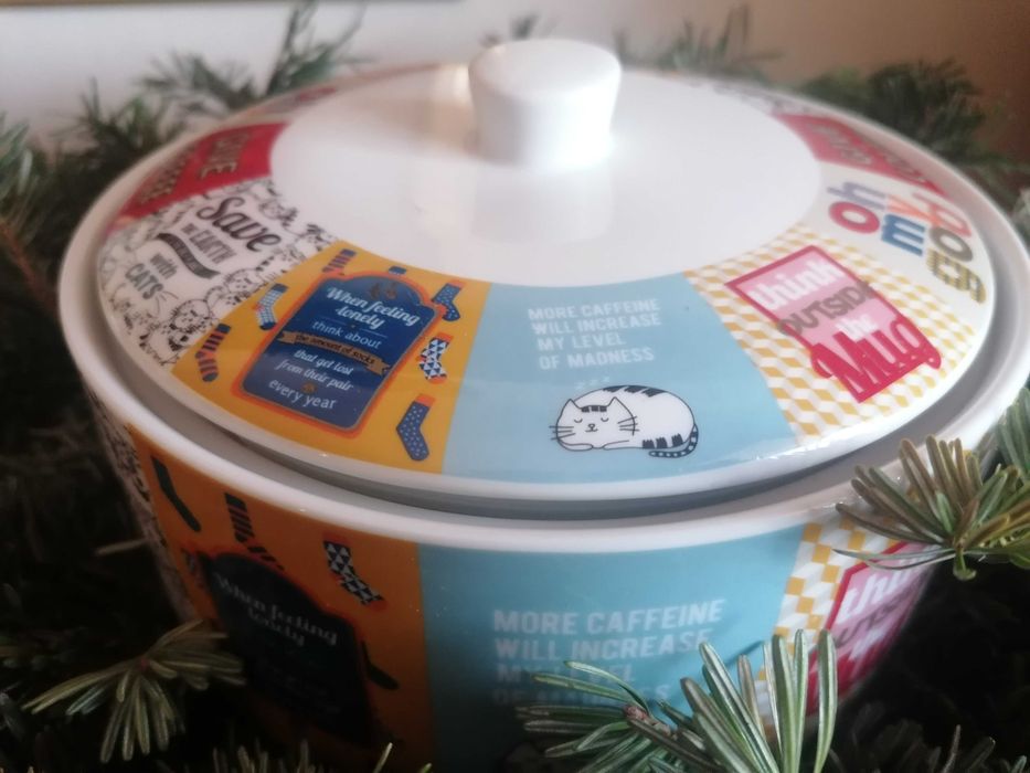 Bol portelan chinezesc cu capac ermetic