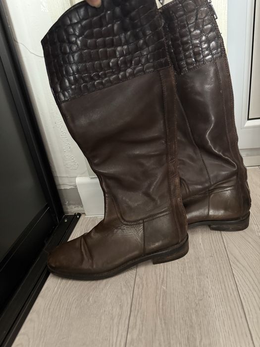 Кожаные осенние сапоги