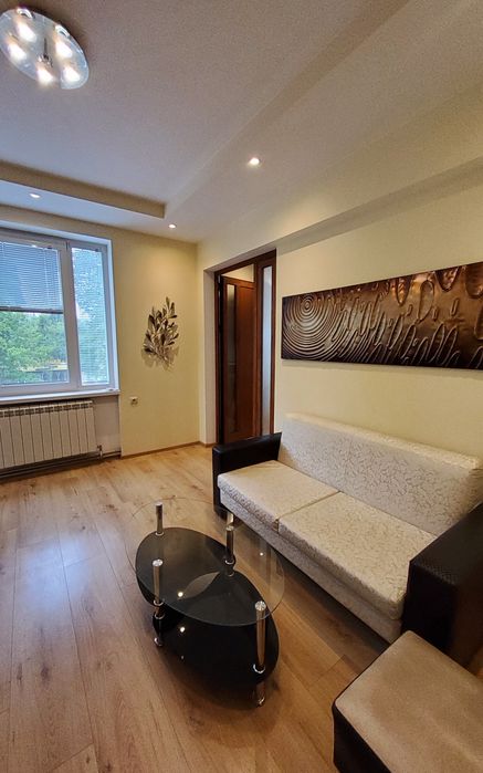 Дава се под наем Четиристаен апартамент в Банкя - 110 кв.м за 860 € - Снимка #6