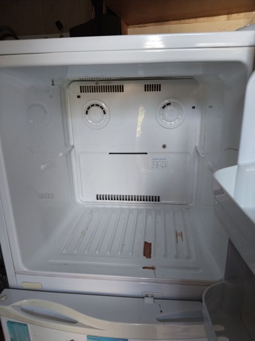 холодильник LG Elektrocool