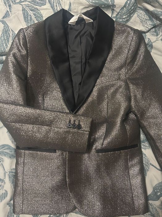 Детско /за момче/ смокинг сако за завършване на детска градина и  за ф