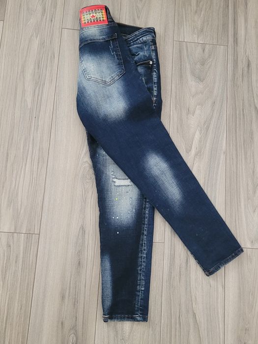 Blugi dsquared2(marimea-M)