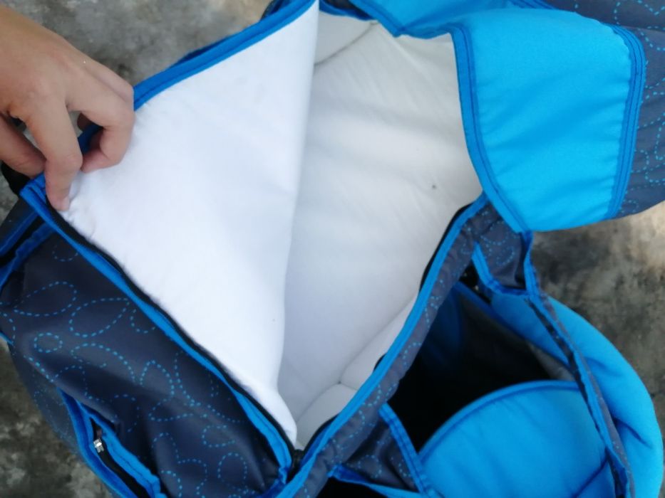 Срочно продам коляску 3в1