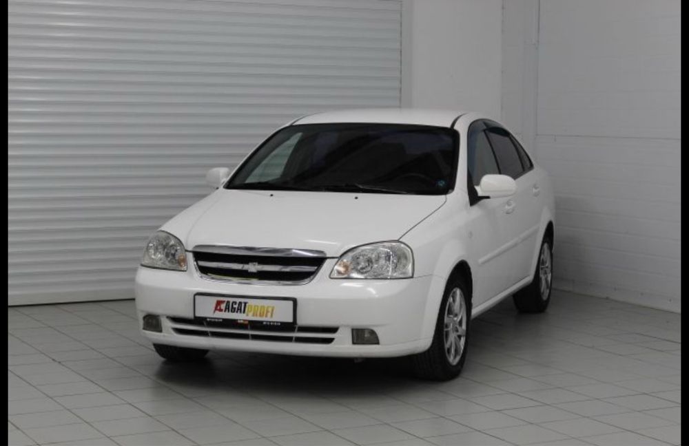 Продам свою машину  Lacetti 1,8