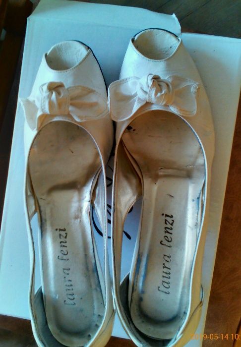 Продавам  обувки  официални  дамски пролетни и летни размер 38