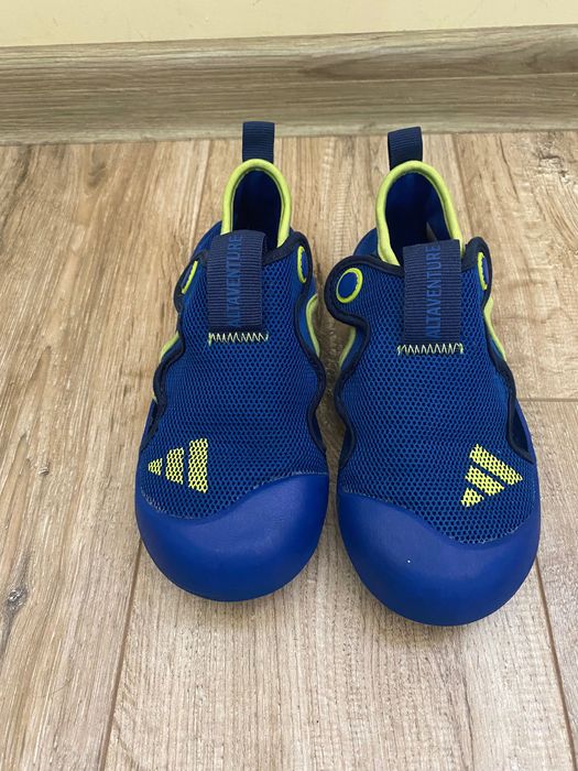 Adidas сандали за момче 30номер