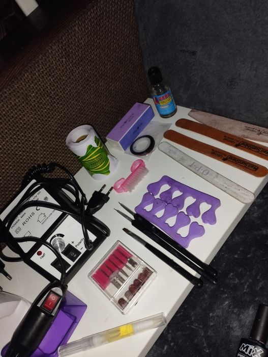 Продам набор для ногтей