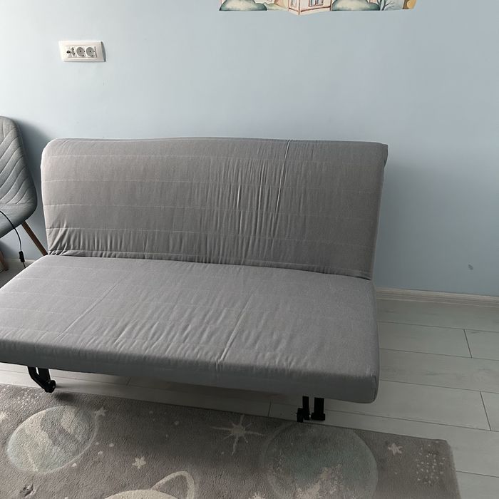 Se vinde canapea Lykselle achizitionata de la Ikea