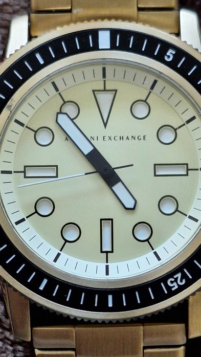 Часовник Armani Exchange