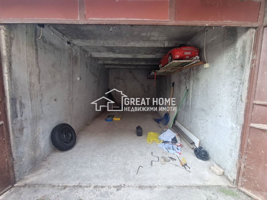 Продава се Гараж / Паркомясто в Търговище, Боровец - 18 кв.м за 907 €/кв.м - Снимка #1